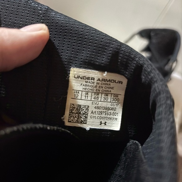 Under Armour Football Cleat Triple Black size 12 - Picture 6 of 6